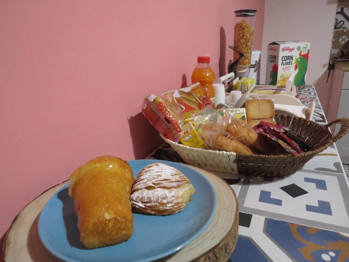 Napolide Couette-café *
